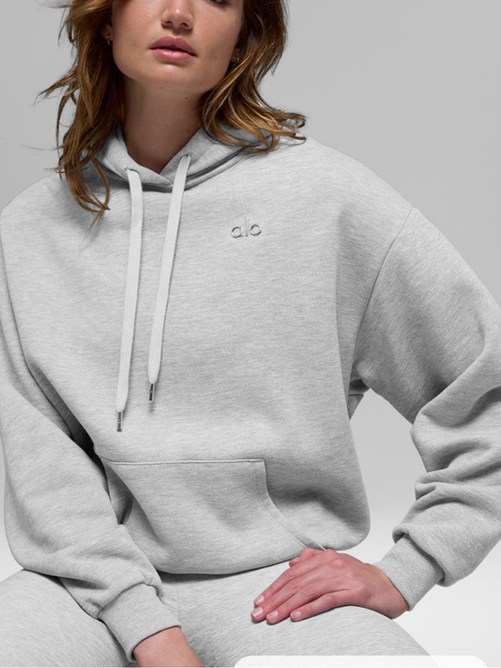 ALO Yoga Tops - ALO Yoga Accolade Heather Grey Pullover Hoodie